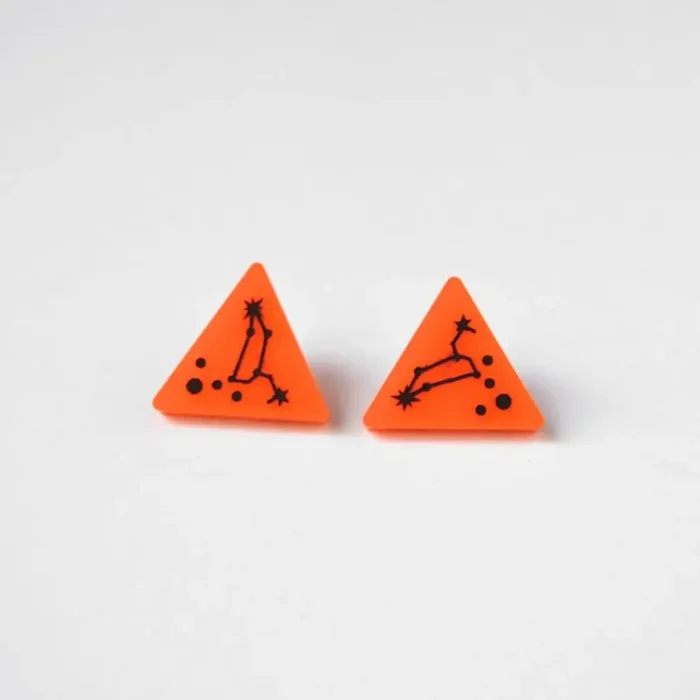 Pendientes Leo
