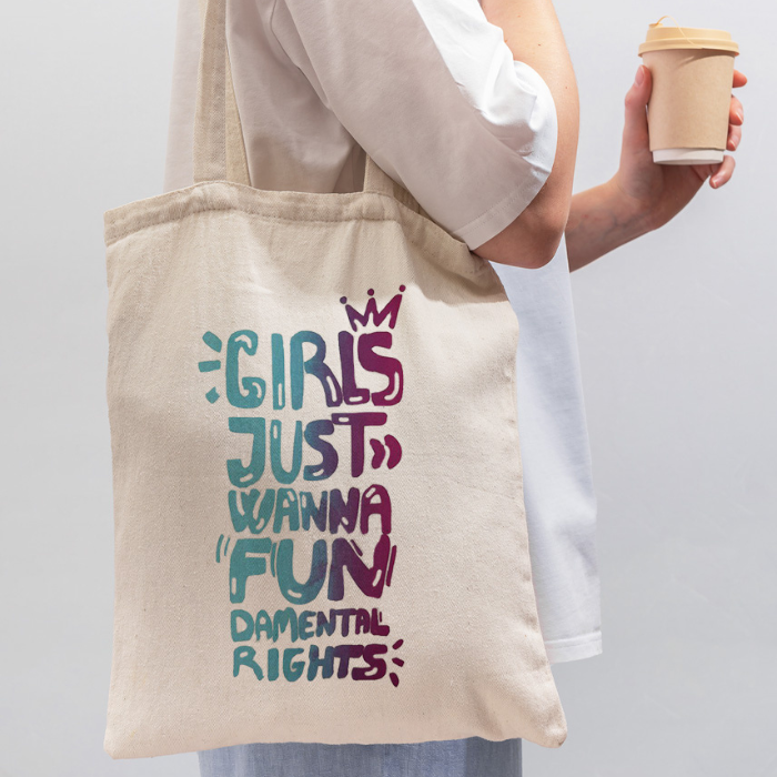 Tote Girls just wanna have